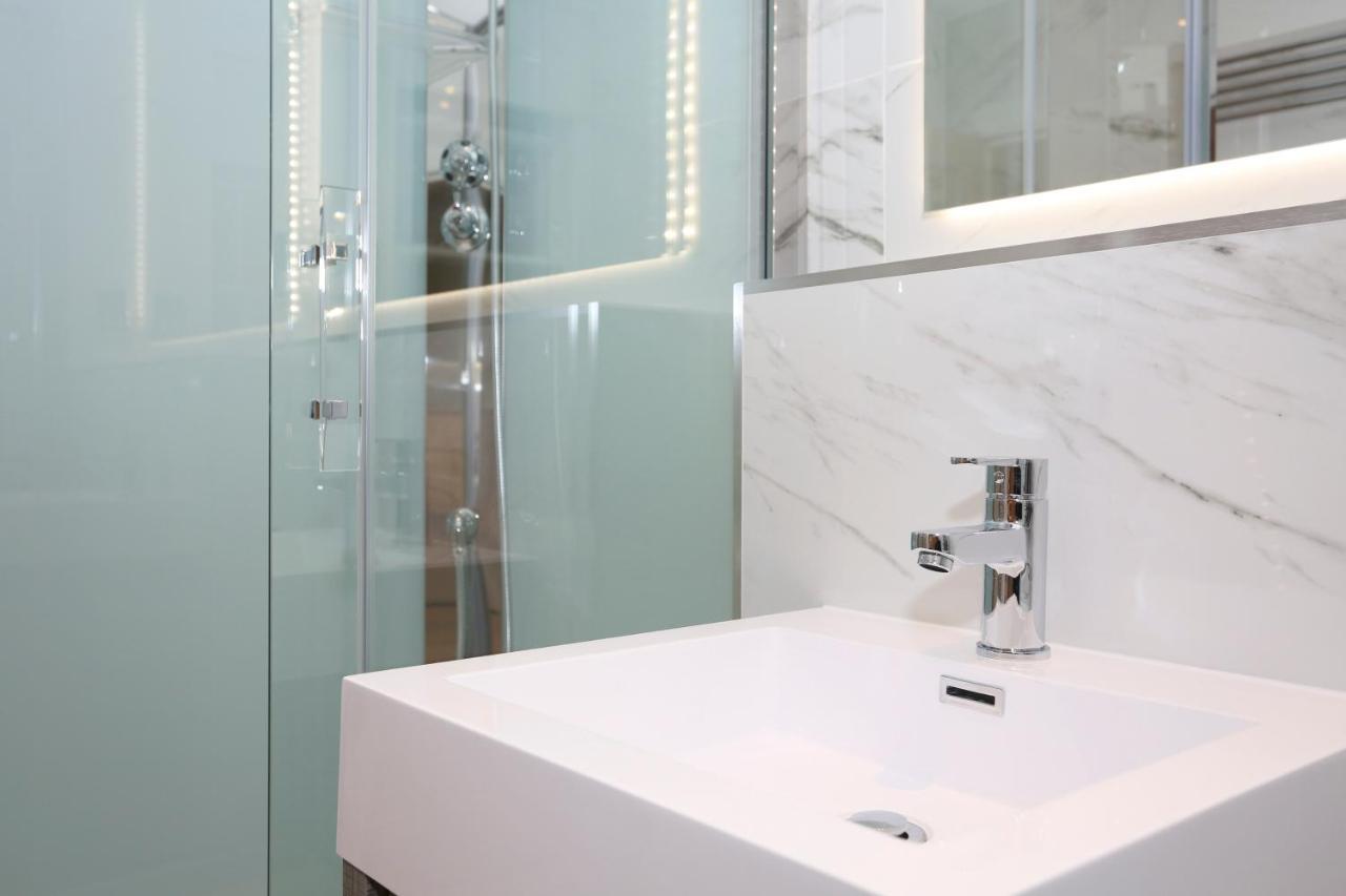Joivy Modern And Airy Flat On The Historic Royal Mile Apartman EDI Kültér fotó