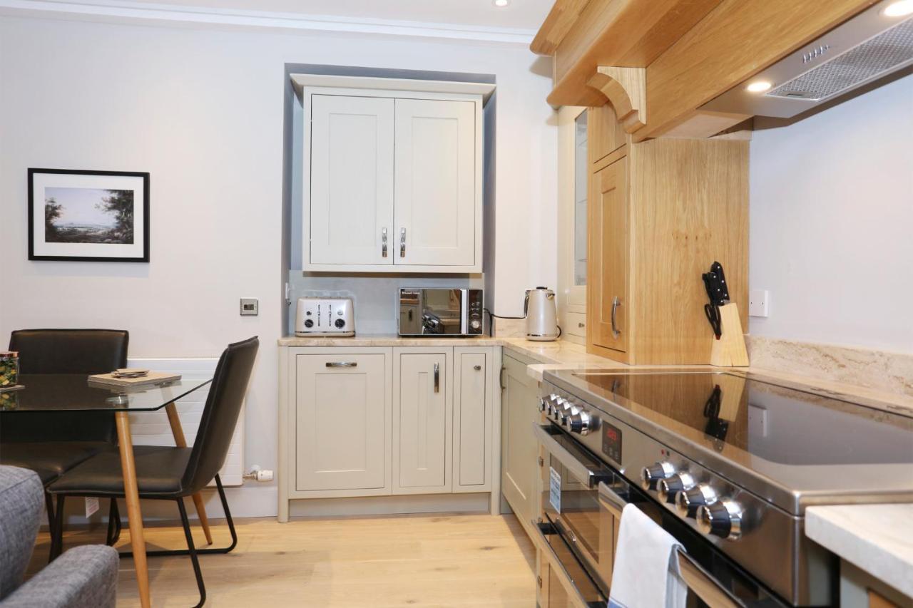 Joivy Modern And Airy Flat On The Historic Royal Mile Apartman EDI Kültér fotó