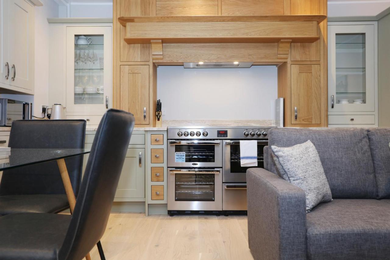 Joivy Modern And Airy Flat On The Historic Royal Mile Apartman EDI Kültér fotó