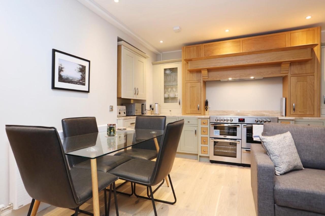Joivy Modern And Airy Flat On The Historic Royal Mile Apartman EDI Kültér fotó